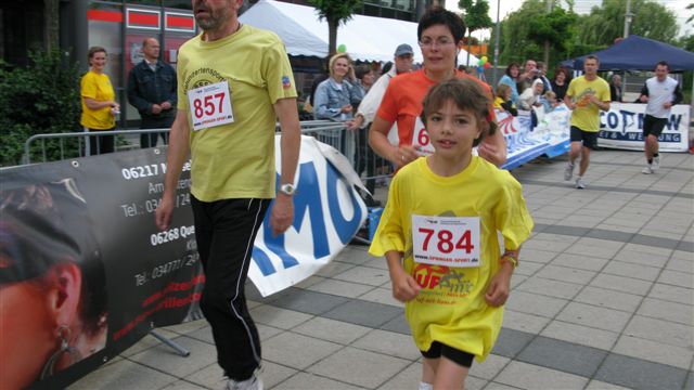 ../Images/BenefizlaufMerseburg2011 (23).jpg